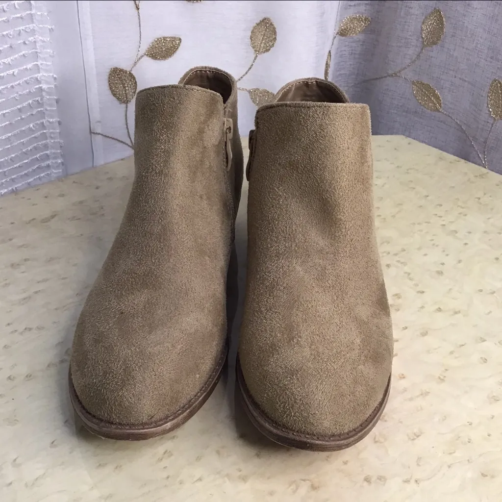 JG Faux Leather Ankle Boots Booties - Image 2