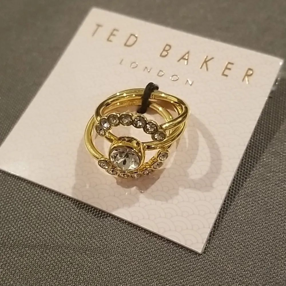 💕TED BAKER💕 Gold Cadyna Concentric Crystal Ring M/L NWT - Image 7