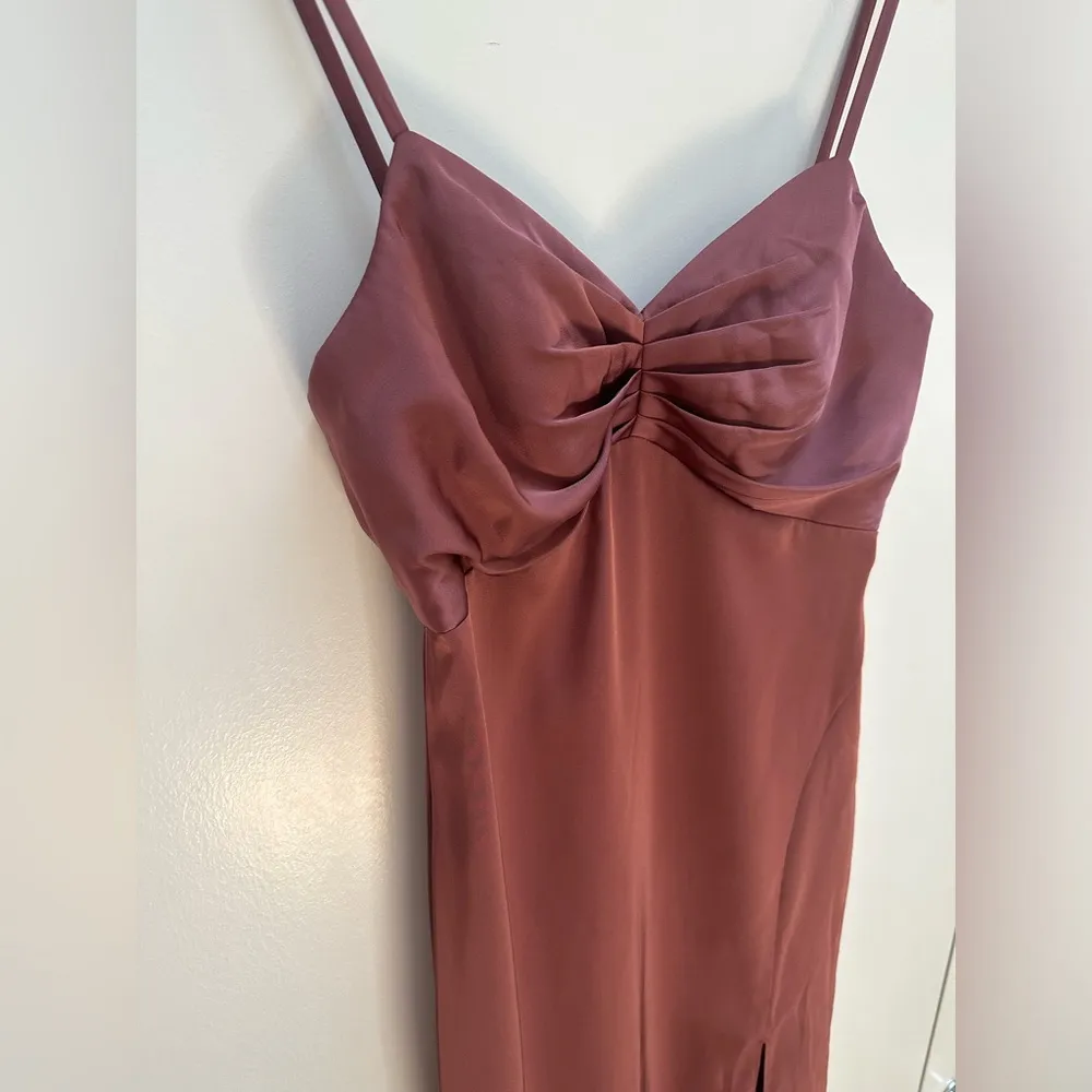 Linia stretch satin bridesmaid dress size A4 amethyst - Image 3