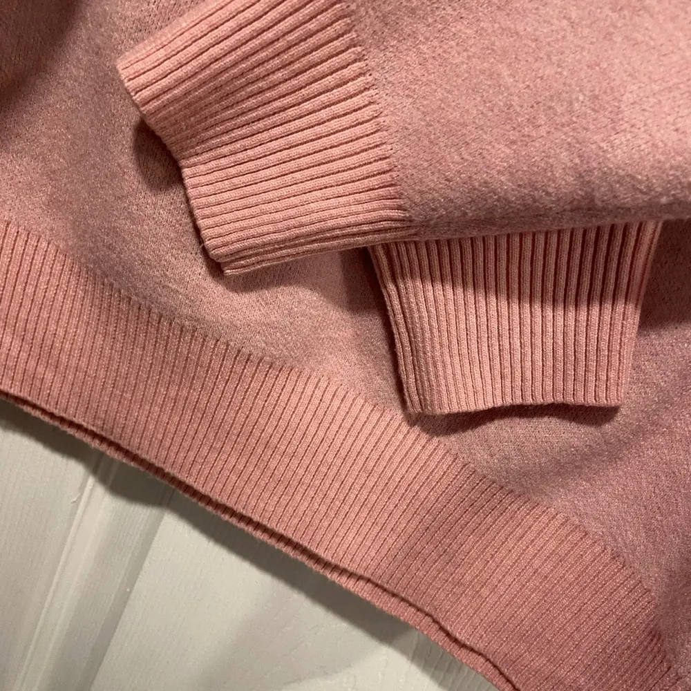 NWT Pink Rose Size XS Crew Neck Plush Long Sleeve Knit Sweater Red Cherries - Image 7