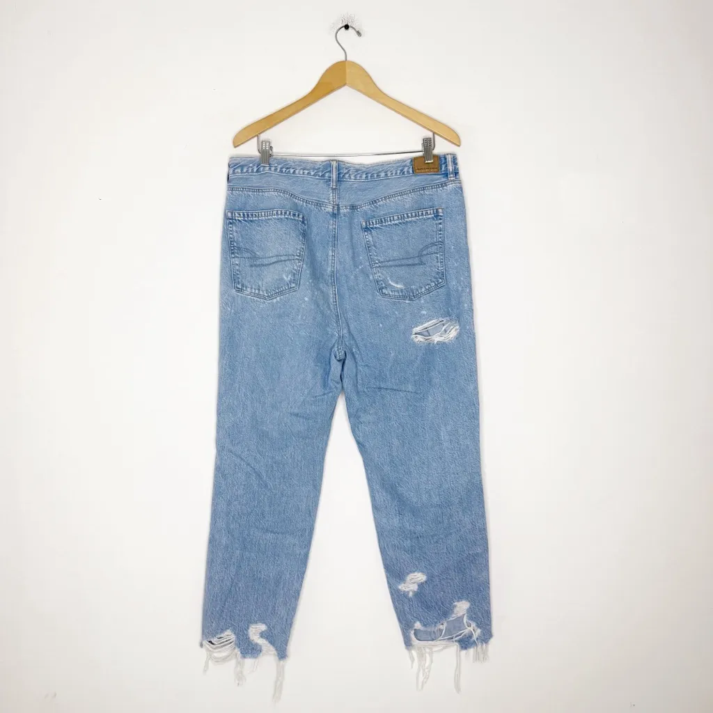 American Eagle Mom Jeans Size 16 Short Distressed Bleach Splatter - Image 2