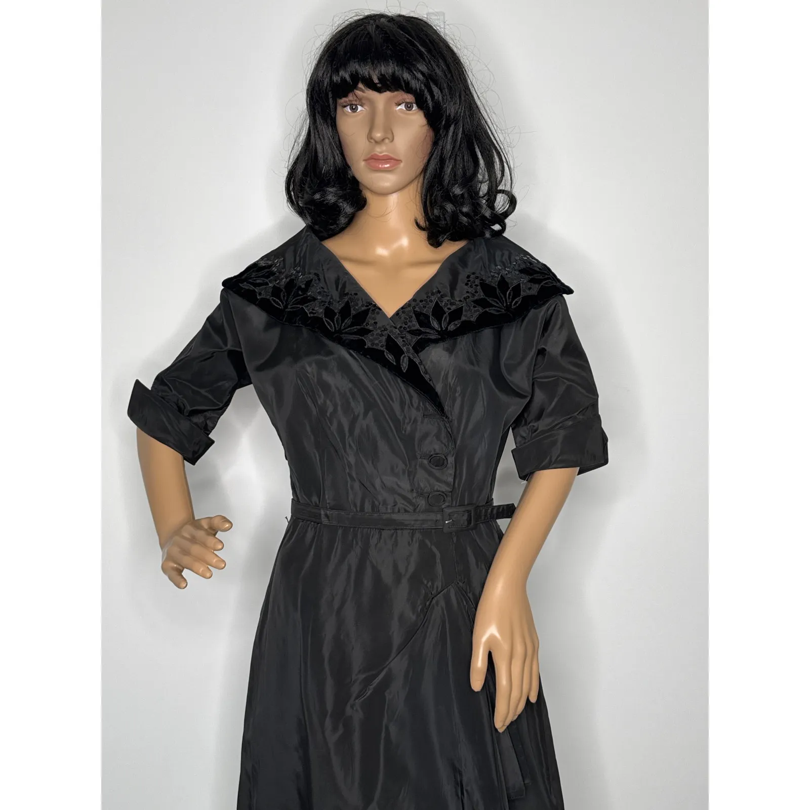 Vintage 1950s Black Cocktail belted Dress w/ Velvet Sequin Collar medium - Image 3
