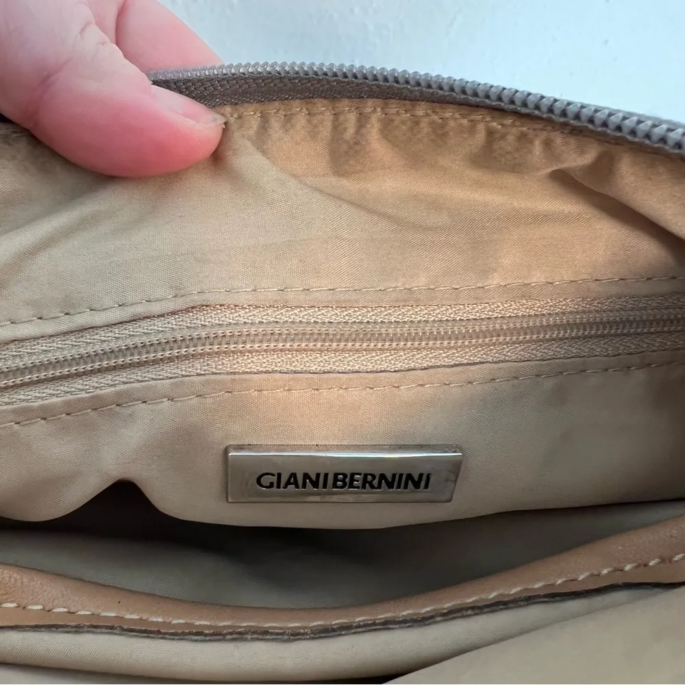 Giani Bernini Crossbody Bag Gray Tan - Image 8