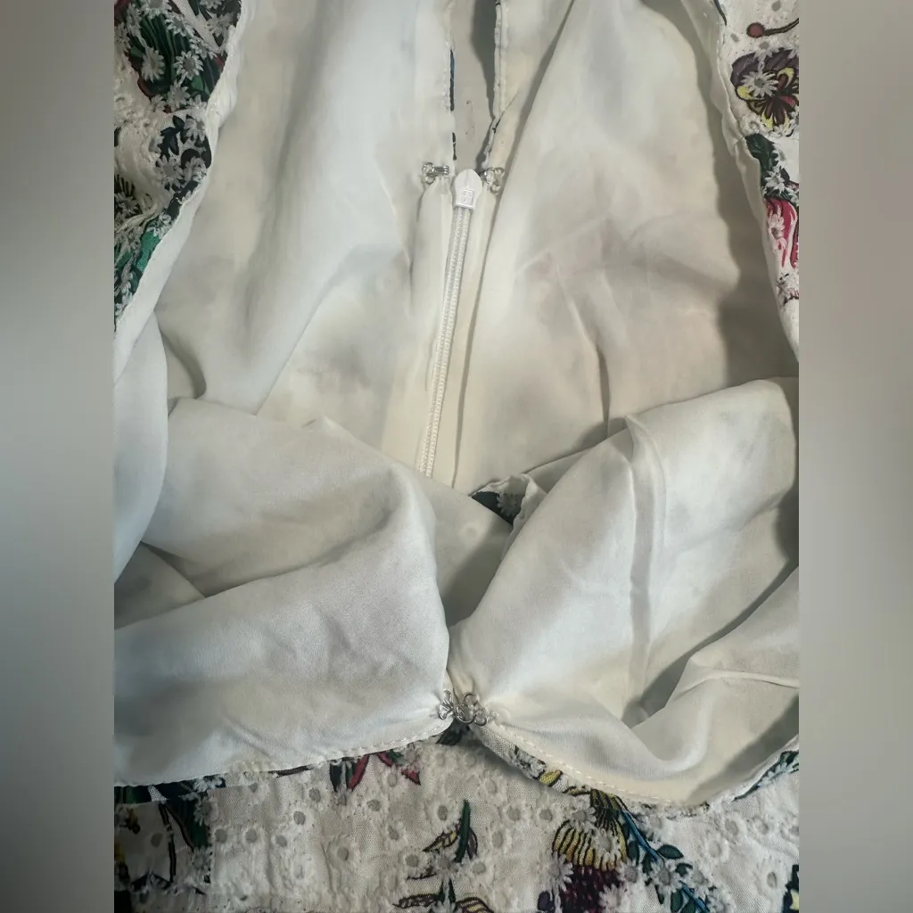 ASTR The Label Dress Women’s Large White Floral Eyelet Ruffle Short Sleeve Mini‎ - Image 12