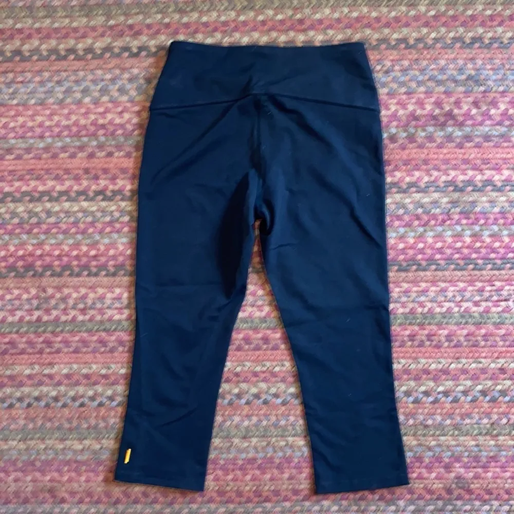 LUCY POWER MAX BOW WAIST BLACK BASIC ATHLETIC CROP LEGGINGS - Image 5