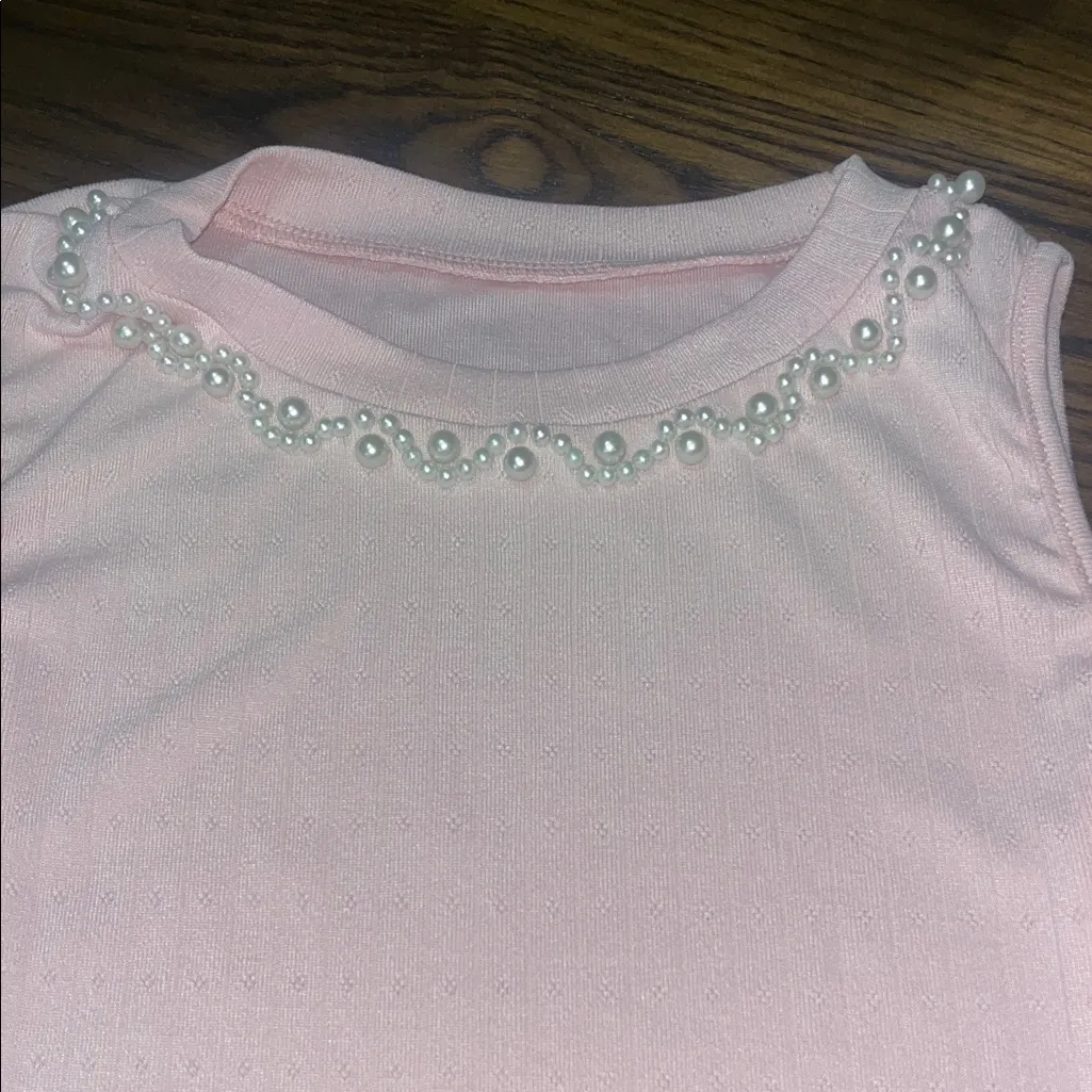 SHEIN Light Pink Camisole with Pearl Accents - Image 3