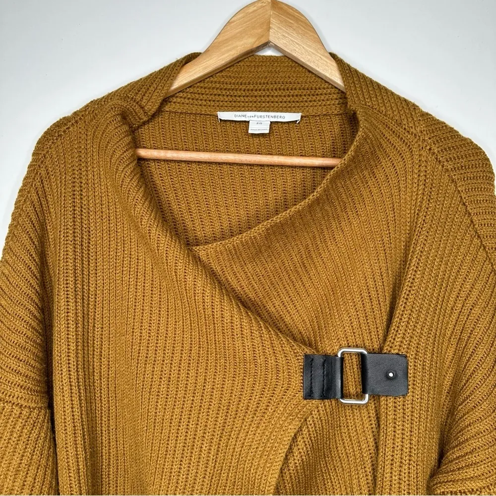 DVF Diane Von Furstenburg Brooke Camel Brown Wool Cardigan Sweater Size P/S - Image 3