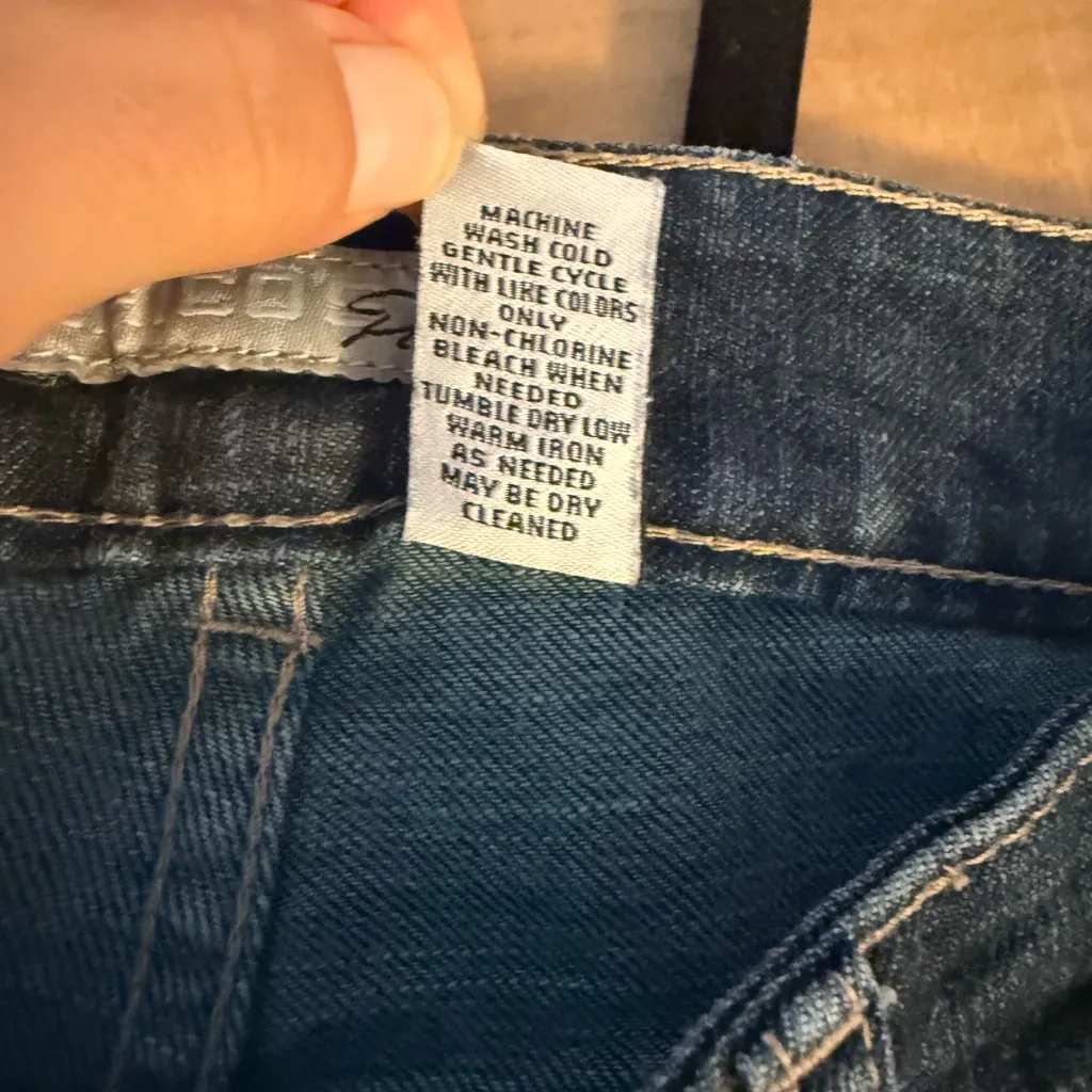 Chico’s Platinum Dark Wash Bootcut Jeans - Image 4