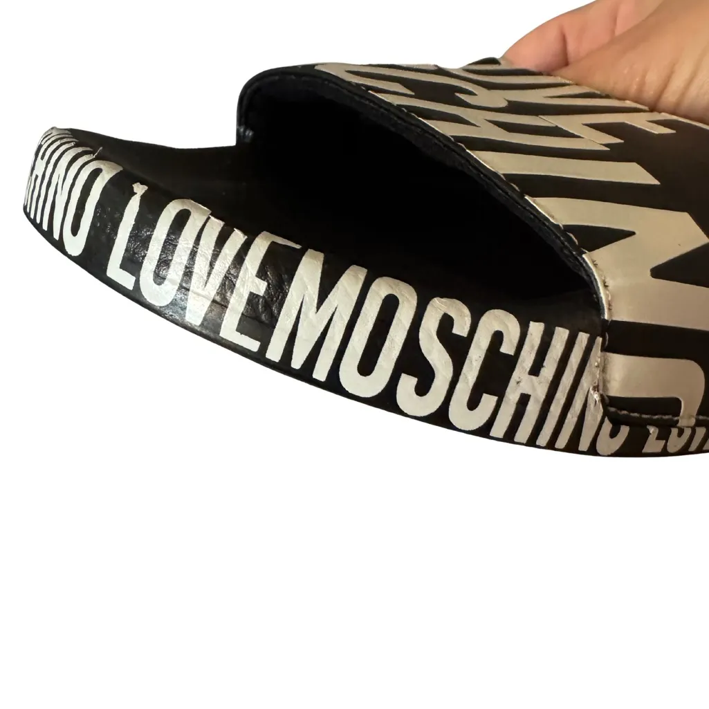Love Moschino Unisex Pool Slides - Image 3