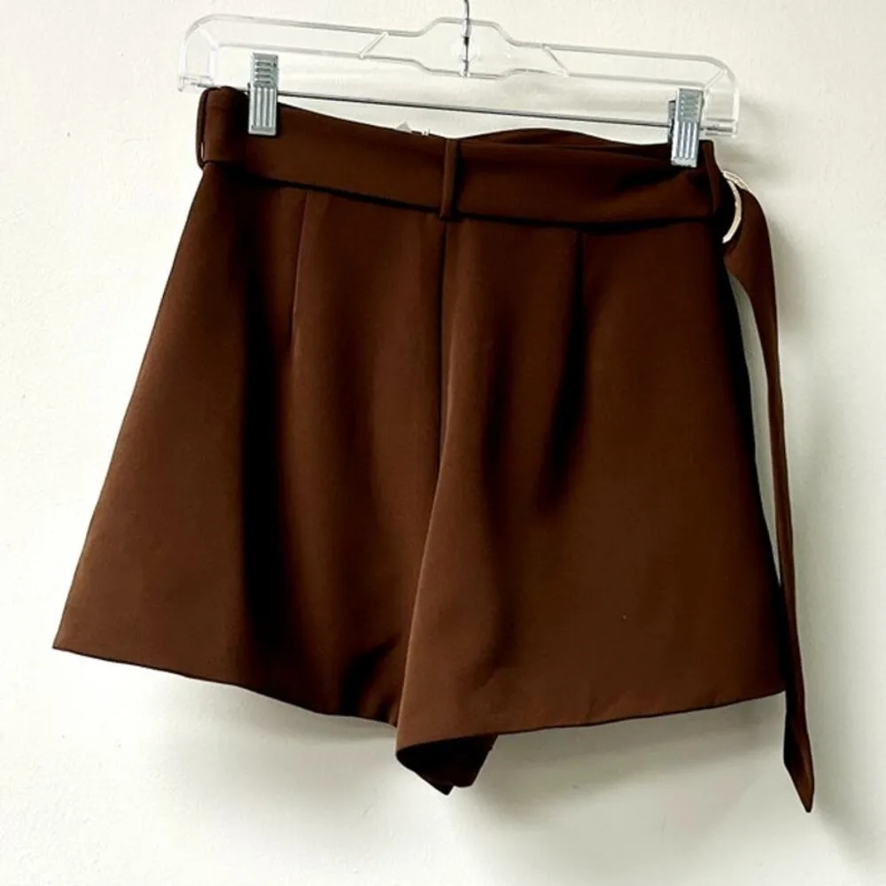 NWT Camila Coelho Maricela High Rise Pleated Belted Trouser Short Brown Women XS - Image 4