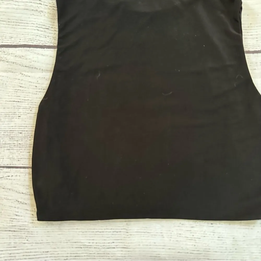 pretty little thing black sleeveless crop size 4 - Image 11
