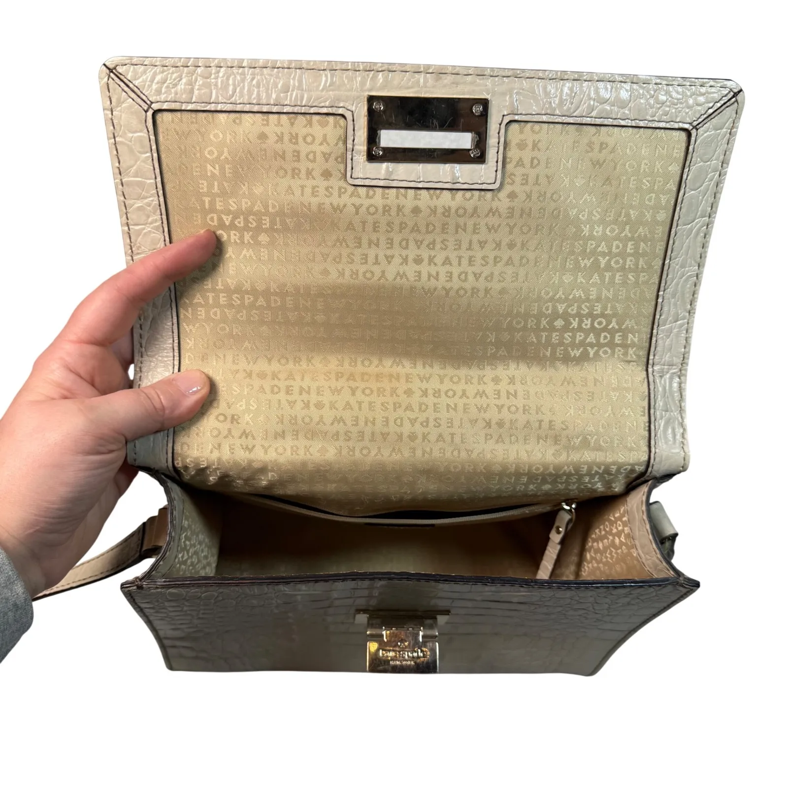 Kate Spade Doris Crocodile Embossed Leather Top Handle Crossbody Bag Ivory Gold - Image 5
