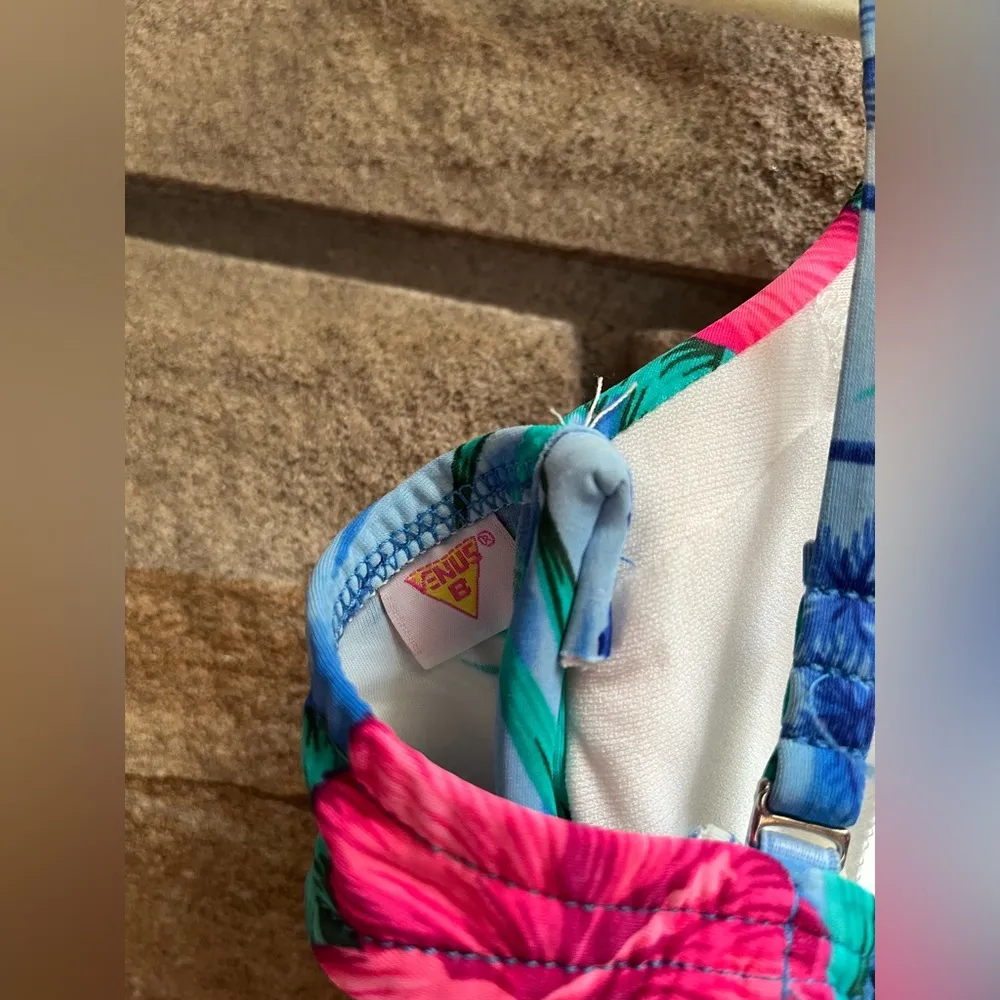 Vintage VENUS Swimwear Tropical Maui Hawaiian Print Bikini top Blue White 34B - Image 4