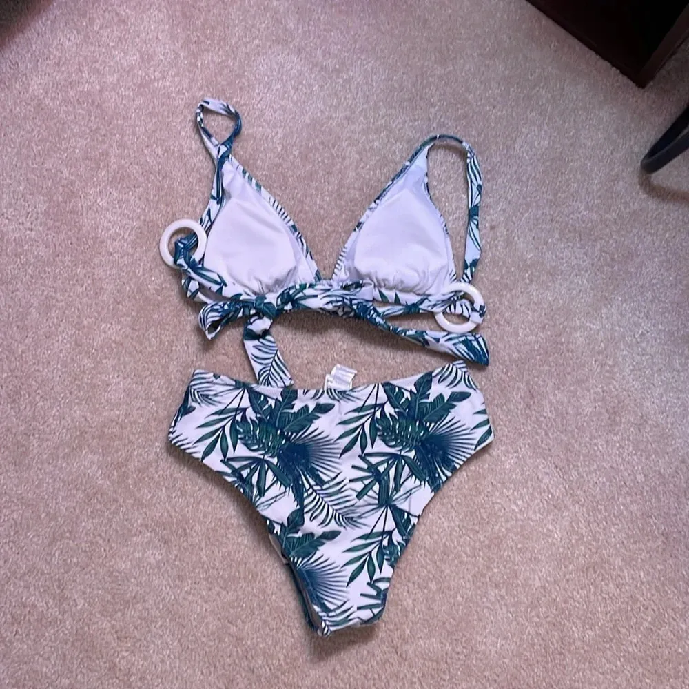 Cupshe  bikini - Image 3