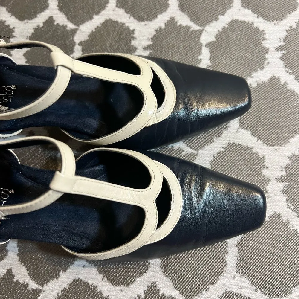 AEROSOLES Navy/Black and Cream Mary Jane Heels with Tapered Heel - Image 4