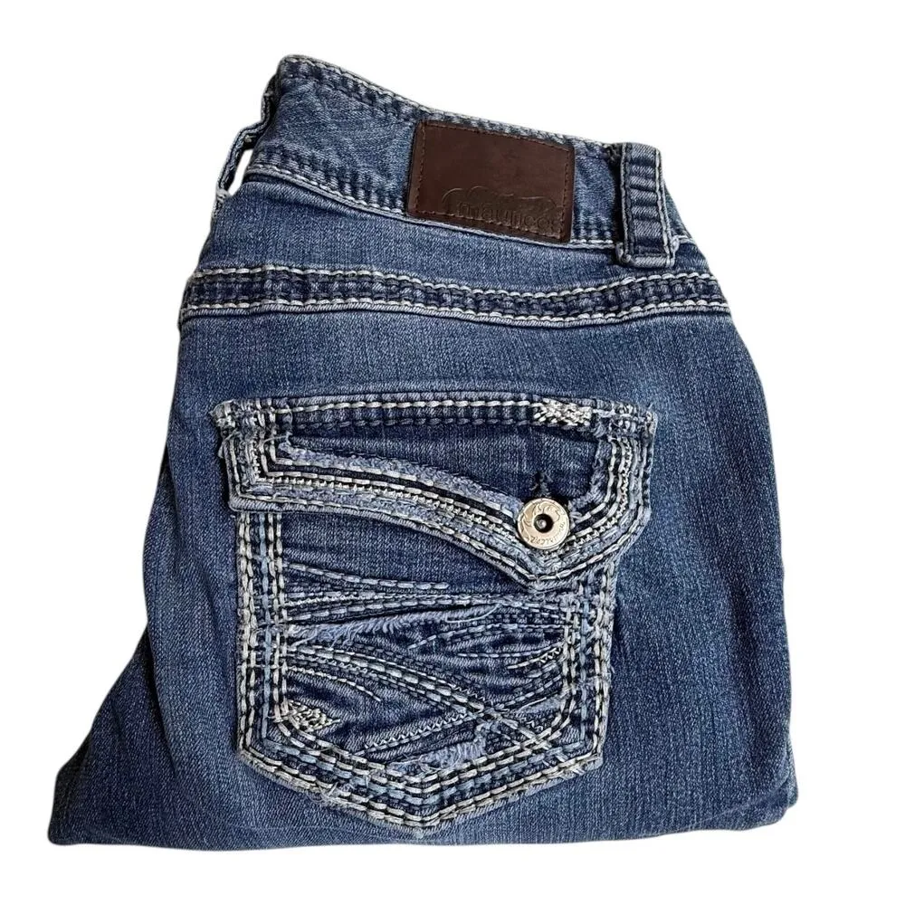 VTG Maurices BOOTCUT JEANS Women's Size 3/4 Short Embroidered Pocket 28x28 Blue - Image 6