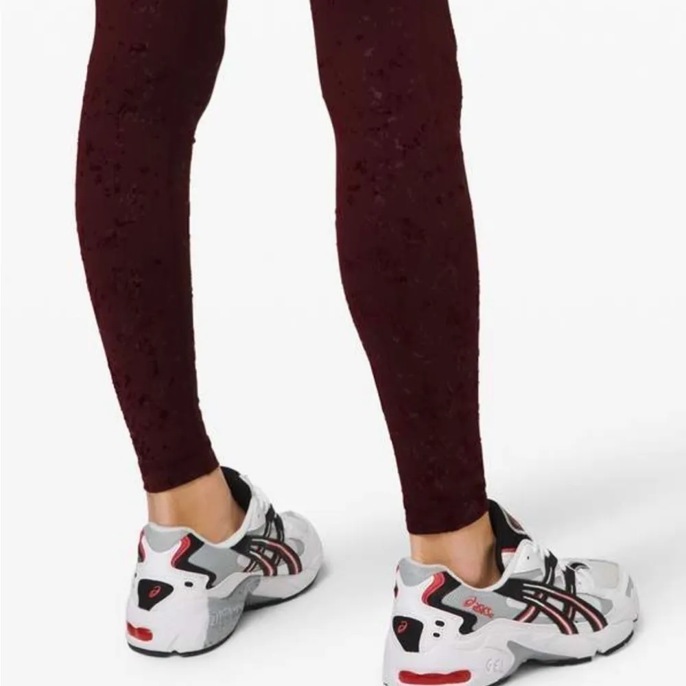 LULULEMON Speed Wunder Under Leggings Size 4 Burgundy Sculpting Full-Length Pant - Image 6