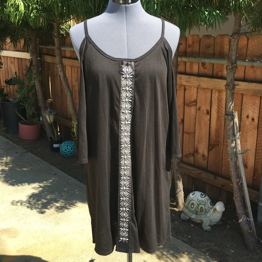 Dotti Luxe Embroidered Cold shoulder Cover Up (5) Black - Image 2