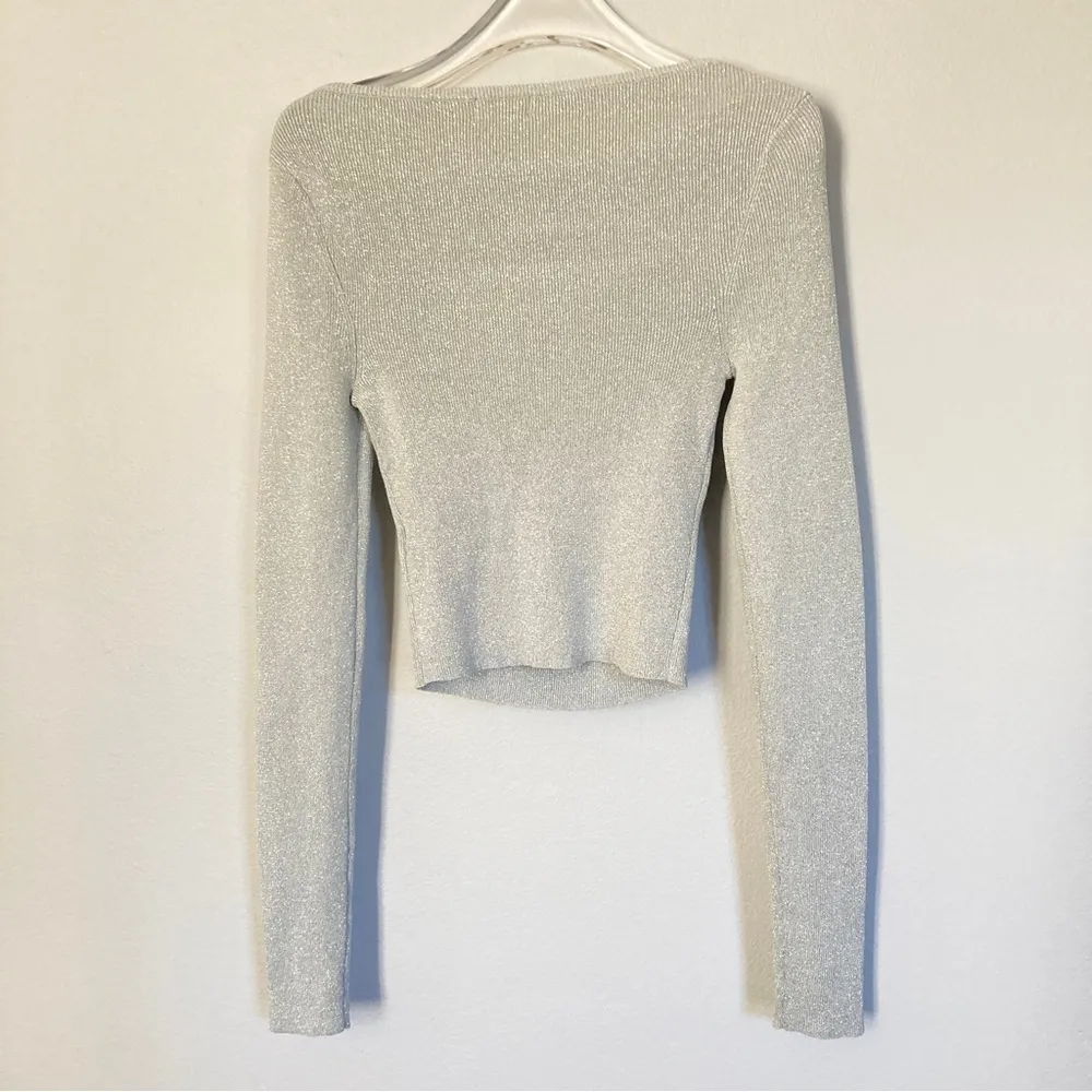 Camila Coelho  Kamari Cut Out Metallic Top Silver Holiday Party Festive Concert M - Image 4