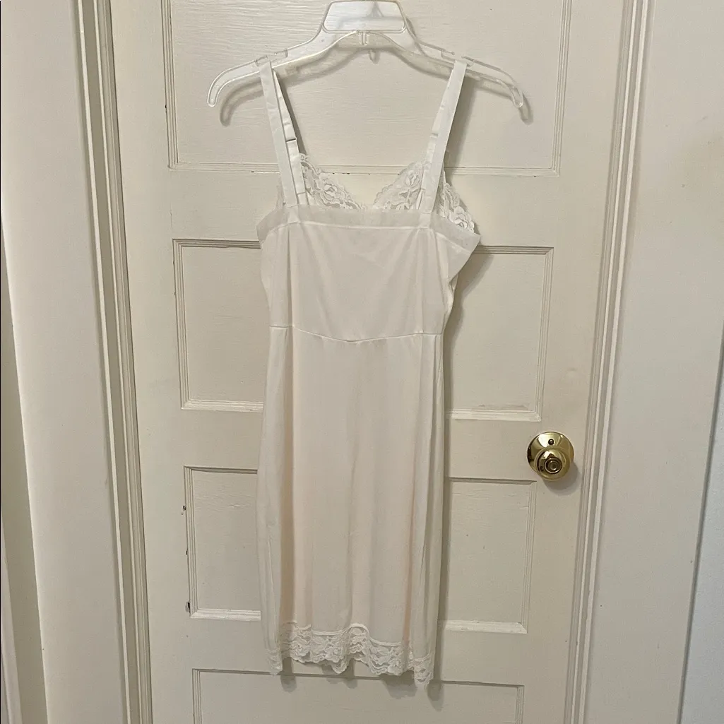 Dixie Belle Vintage 1960s - Image 3