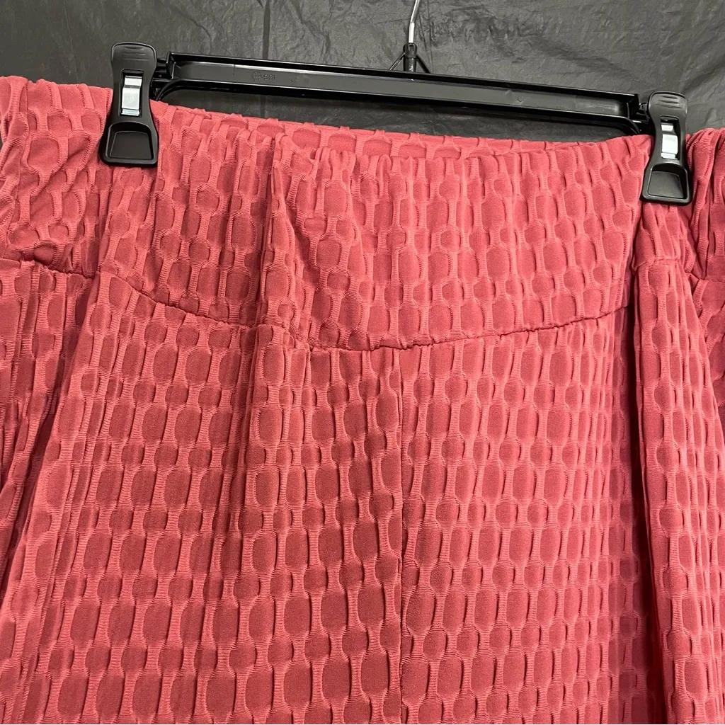 NY Invasion Women’s 3X Red Stretch Leggings Cropped Yoga Athleisure Performance - Image 2