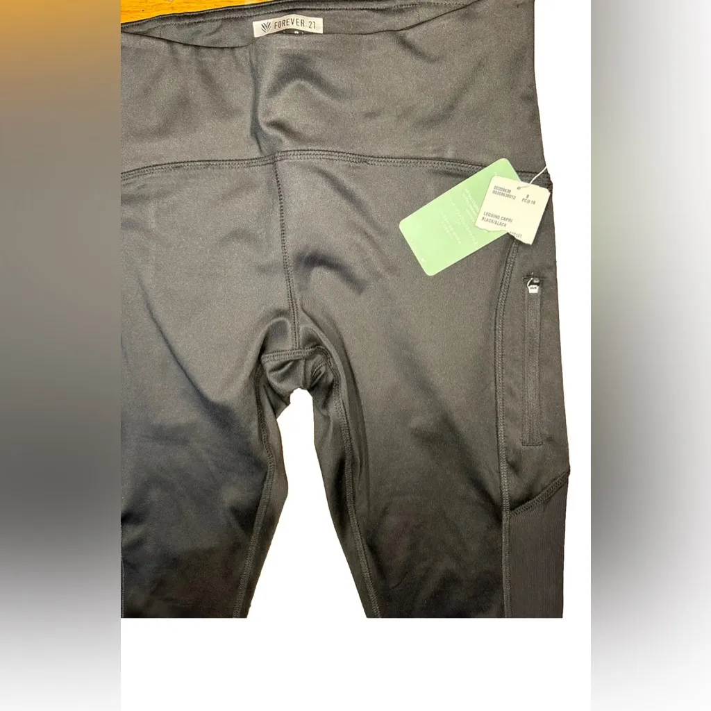 Forever‎ 21 Active Crop Legging, Black, Small skinny - Image 3