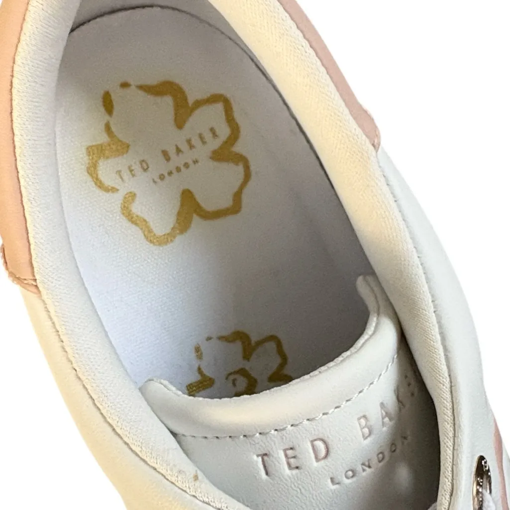 EUC Ted Baker Leather Tarliah Magnolia Flower Sneakers White Pink Size 11 - Image 4