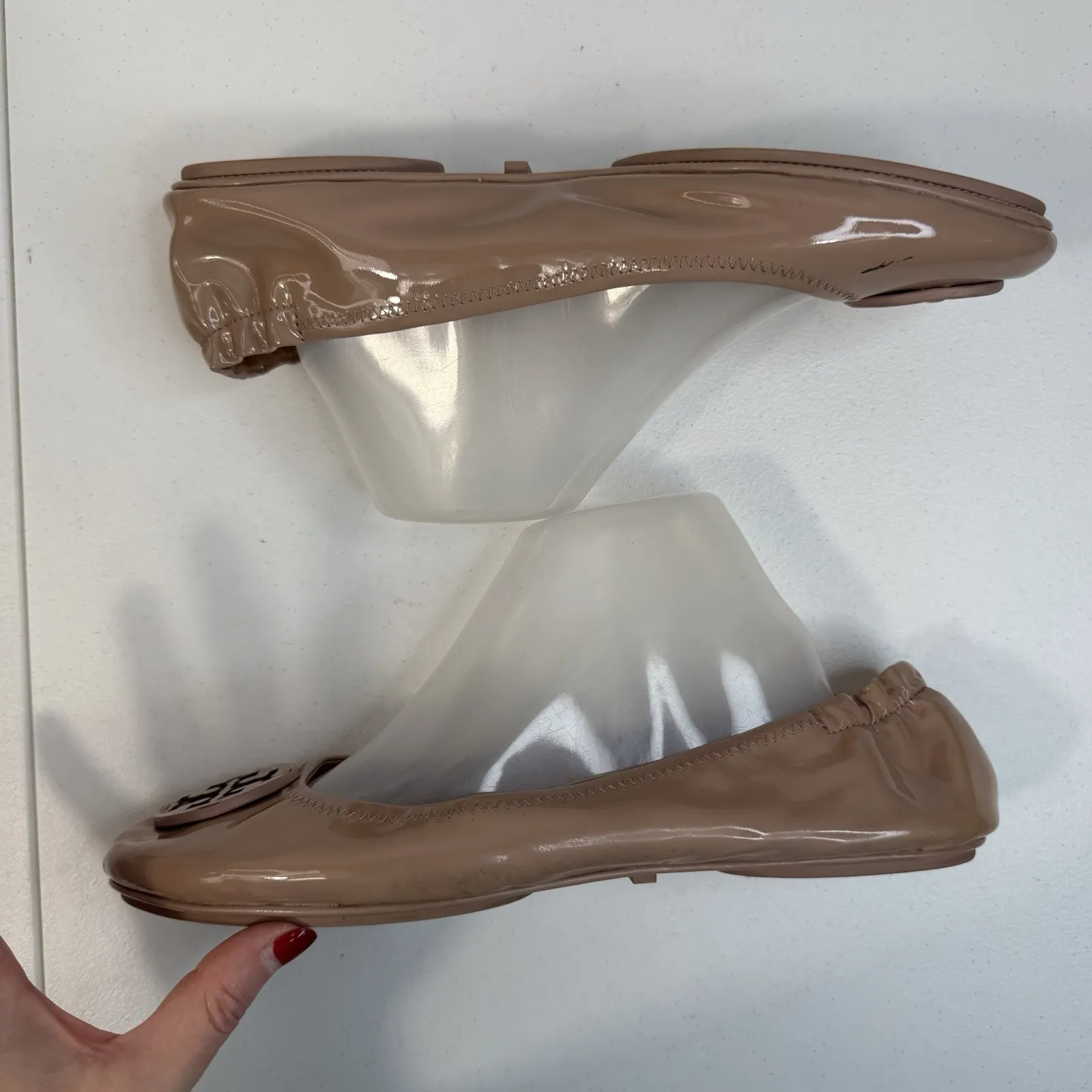 Tory Burch Sz 11 Minnie Travel Patent Leather Ballet Flats Women’s Beige Nude - Image 4