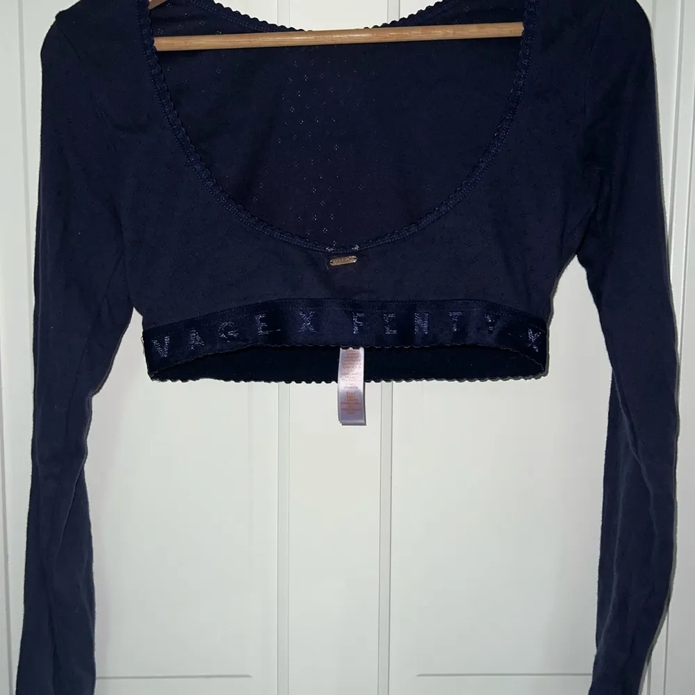 SAVAGE X Fenty  Jersey Knit Crop Top navy blue open back small - Image 6
