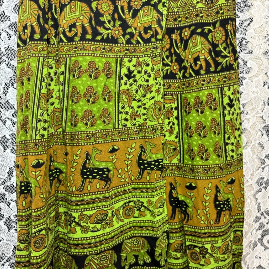 Cotton tapestry wrap skirt indian block print elephants OS GREEN EUC animal Size undefined - Image 3