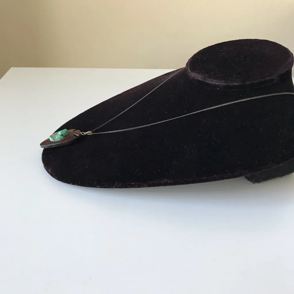 Turquoise Arrowhead Wood Pendant On Sterling Silver Chain Vintage - Image 4