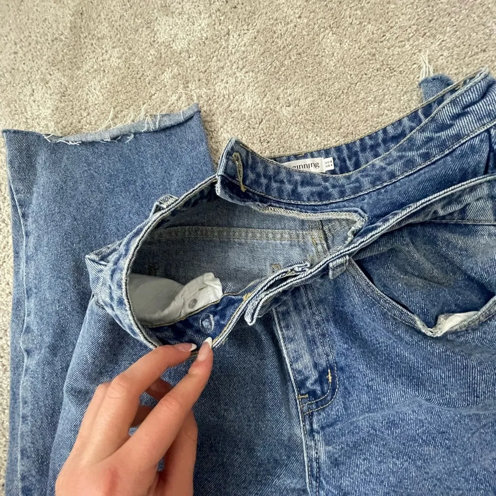 Beginning Boutique Jeans - Image 4