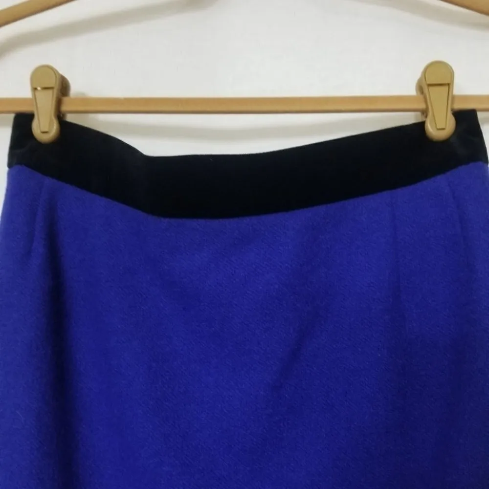Escada Wool, Angora, Cashmere blend skirt Blue Size 38 - Image 4
