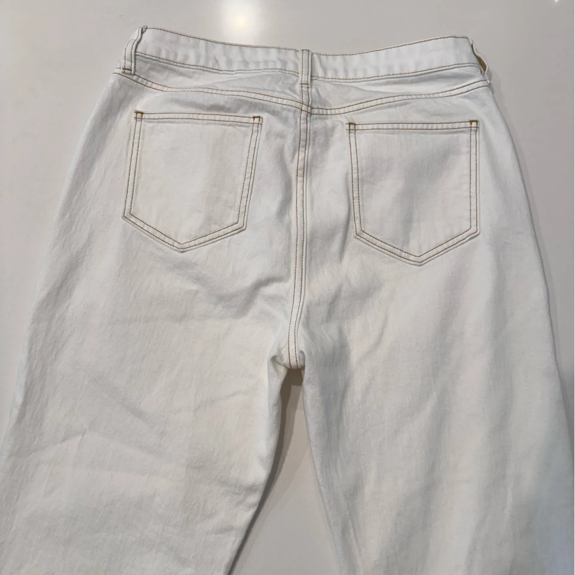 Elizabeth and James High Rise Vintage White Straight Leg Denim Jeans‎ Size 10 - Image 6