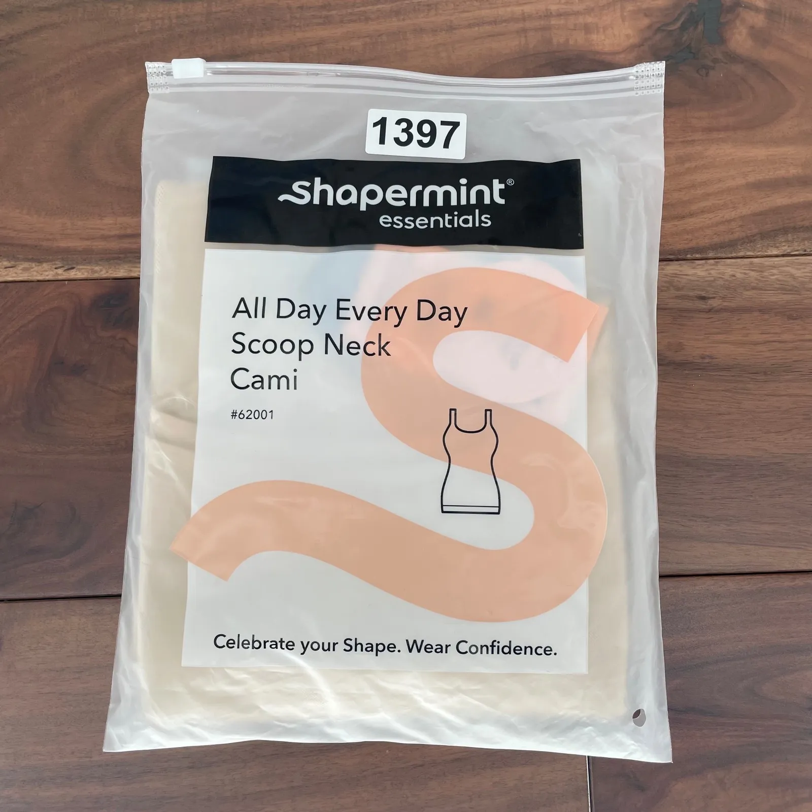 Shapermint Essentials All Day Every Day Scoop Neck Cami Chai Size XXL Tan - Image 4