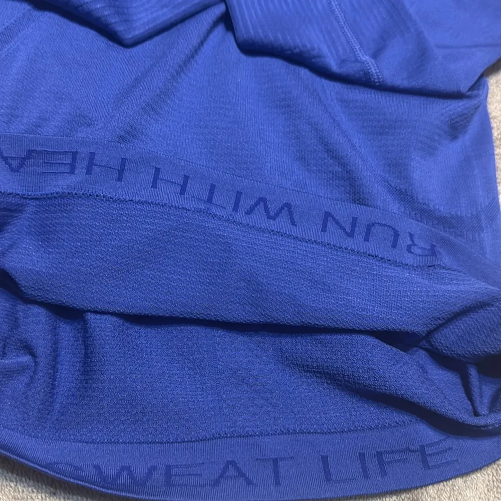 Lululemon Blue Sweat Life 1/4 Zip Hoodie Thumbs size 2 - Image 4