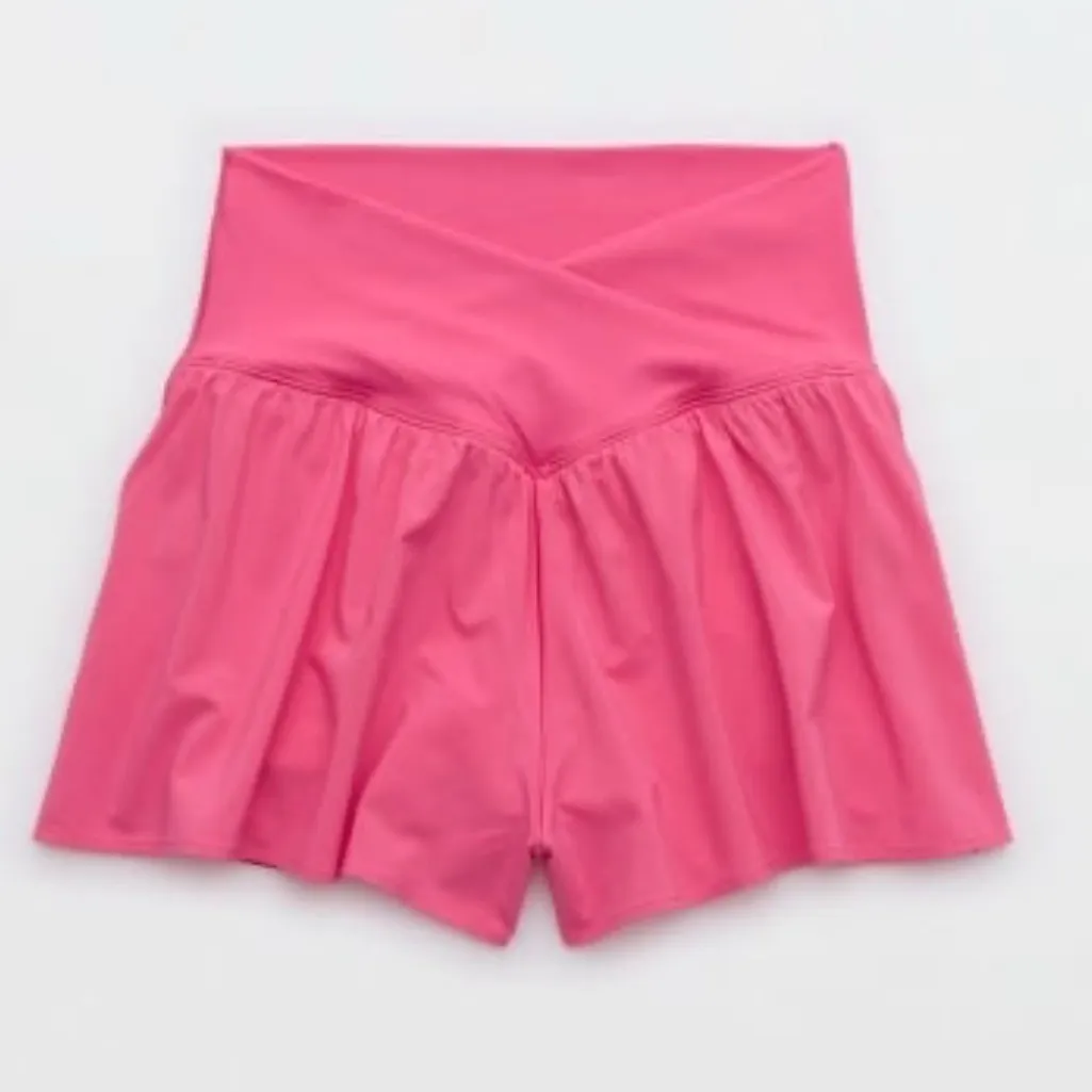 Aerie  Real Me Crossover Flowy Shorts Medium - Image 2
