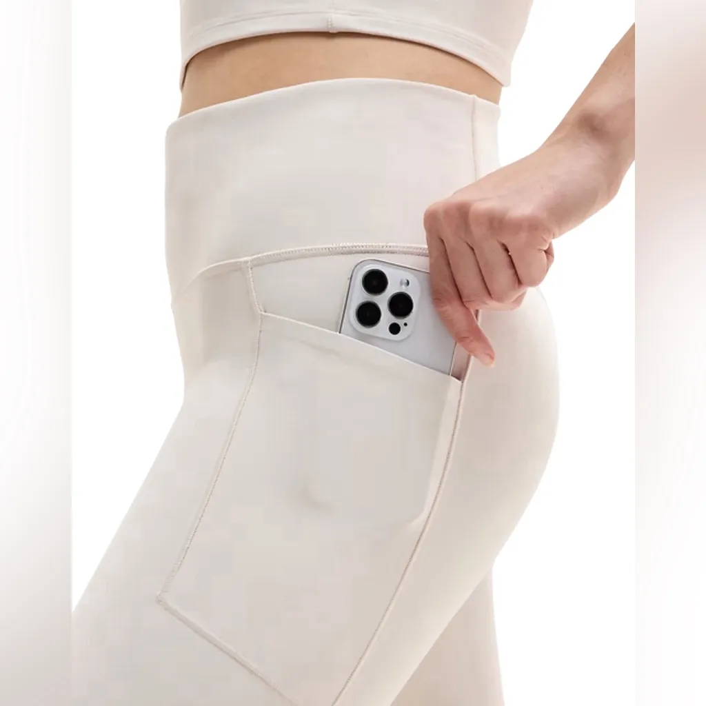 ATHELETA Salutation Stash High Rise Legging S /P NWT - Image 4