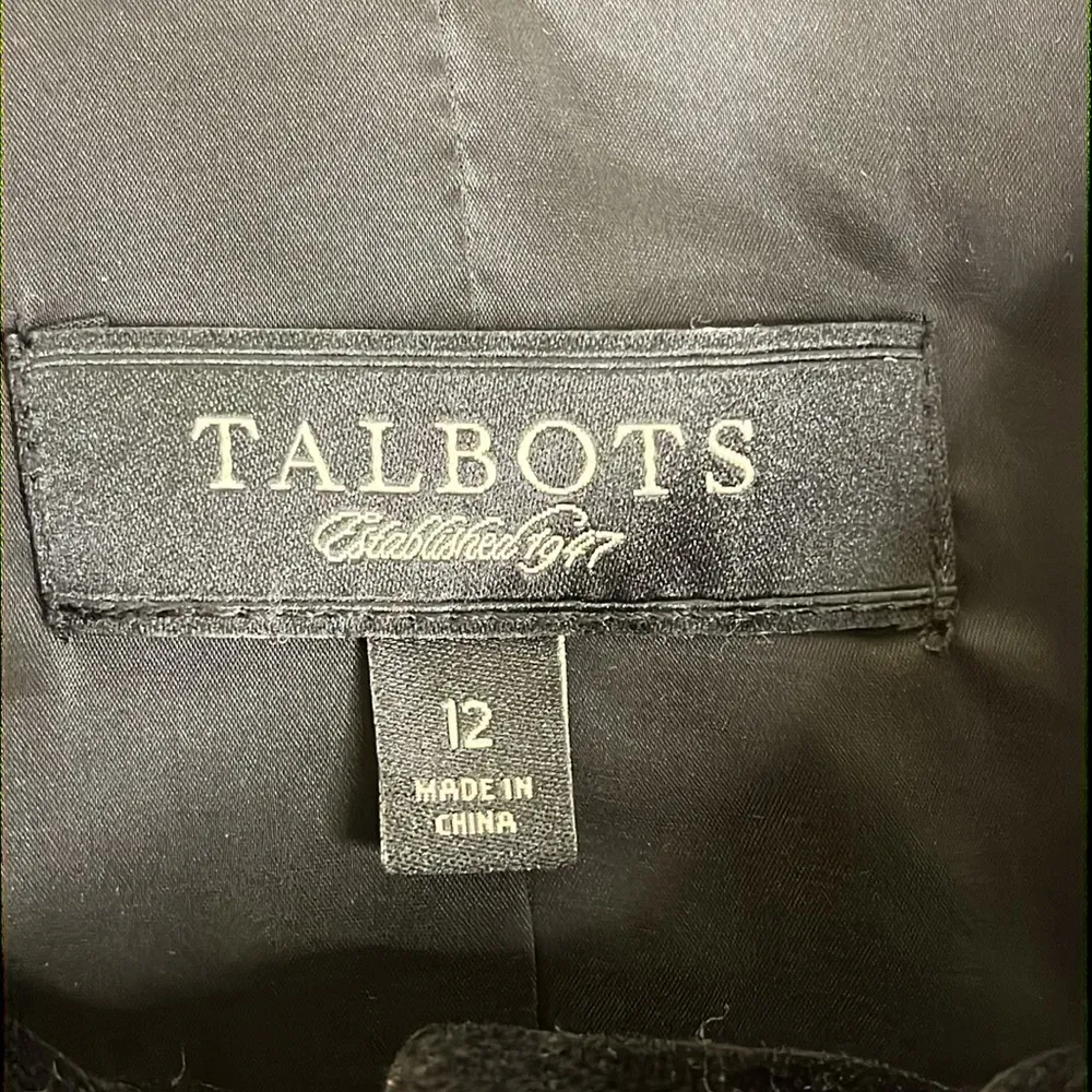 Talbots Velvet Black Ruffle Accent back Long Sleeve bubble buttons Blazer Jacket - Image 8