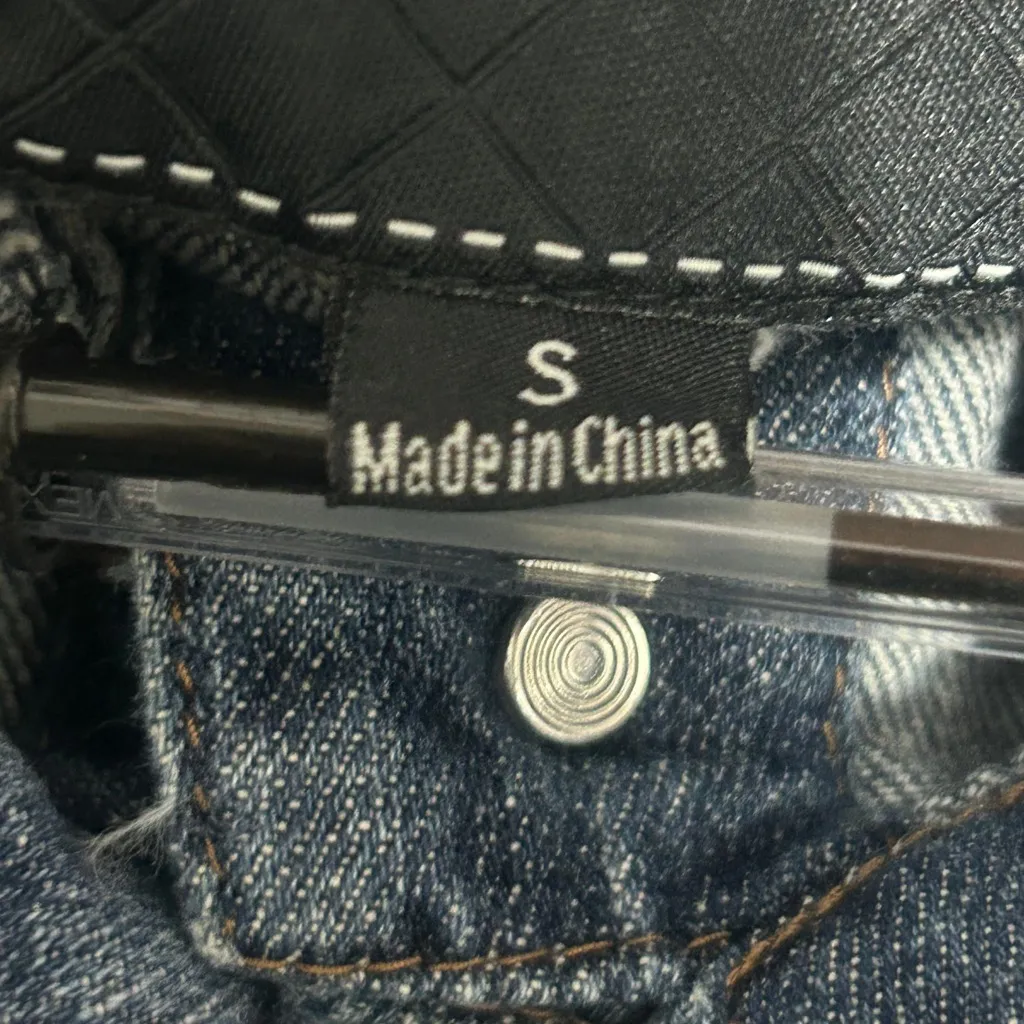 Iris Basic Cropped Denim Jacket Women’s Size Small Medium Wash(A279) - Image 8