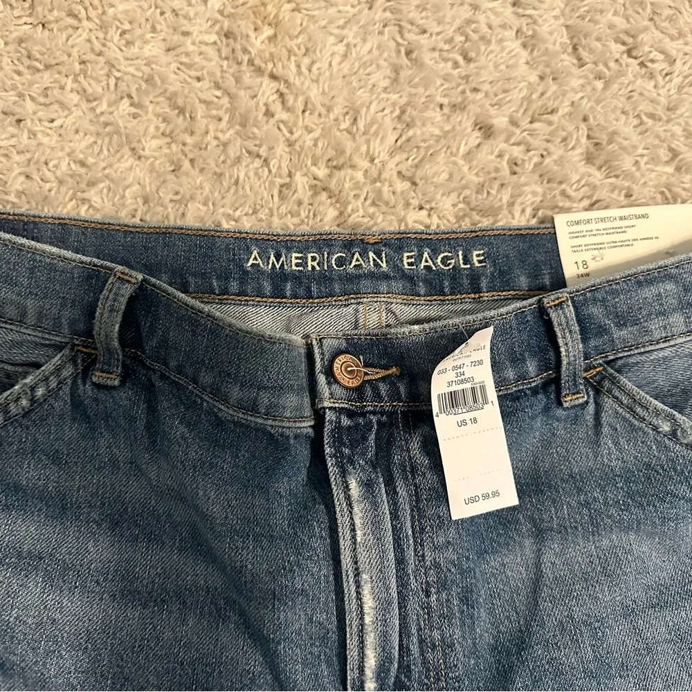 American Eagle Womens Highest Rise '90s Boyfriend Denim Short, size 18/34 - Image 2