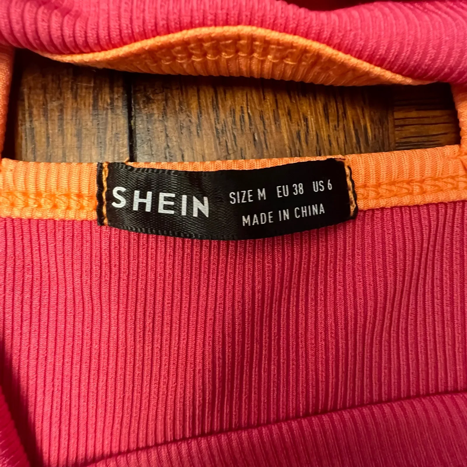 SHEIN Cross Back Hot Pink Strappy Spaghetti Strap Crop Top Medium - Image 6