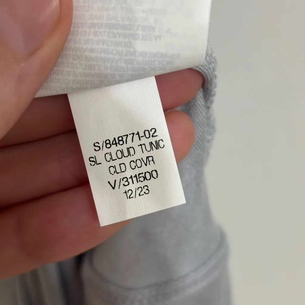 NWT Old Navy CloudMotion Tunic Tank Top in Cloud Cover - Size S Tall - Image 6