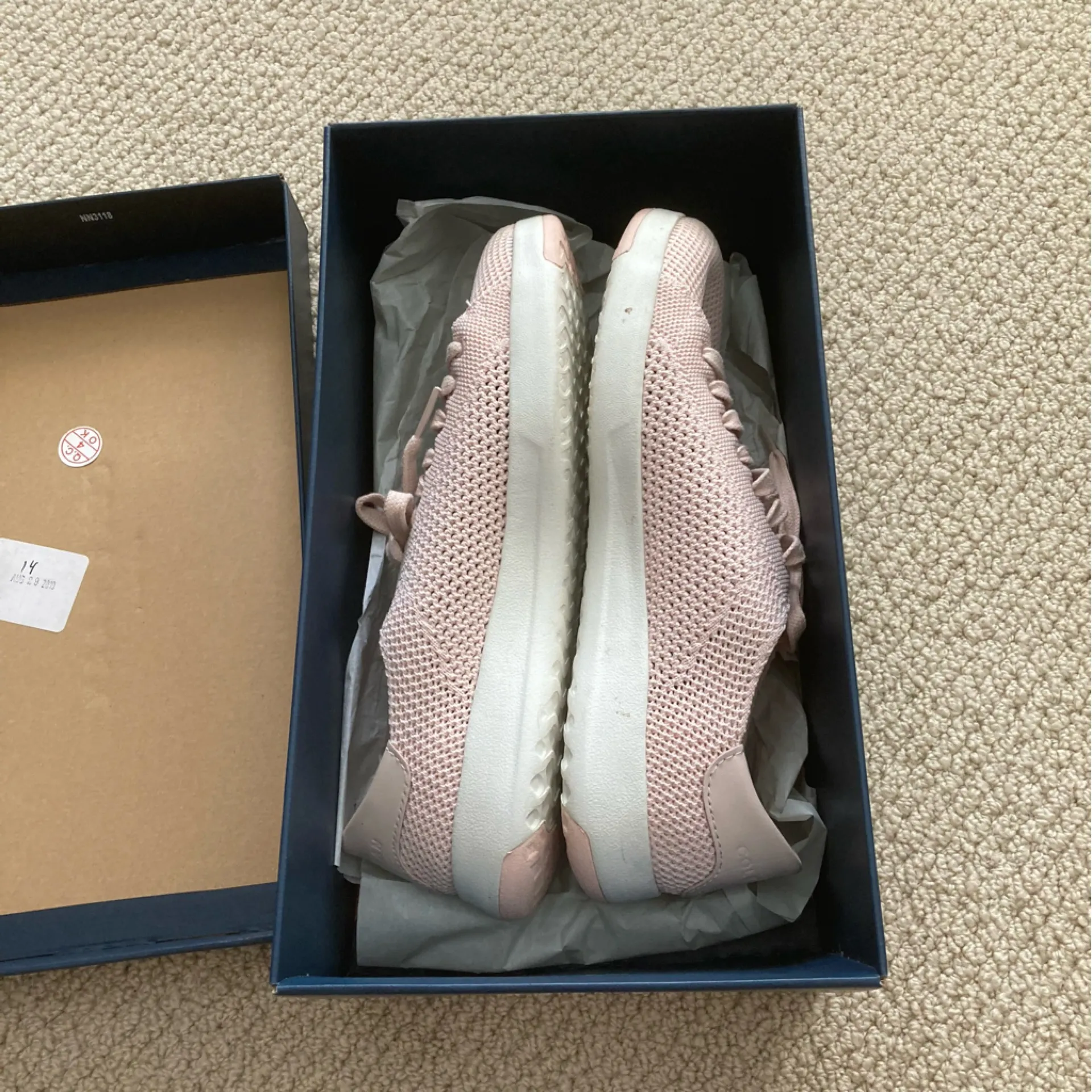 Cole Haan Grandpro OS Women's Tennis Shoes Size 7.5 B Peach Blush Knit EUC - Image 2