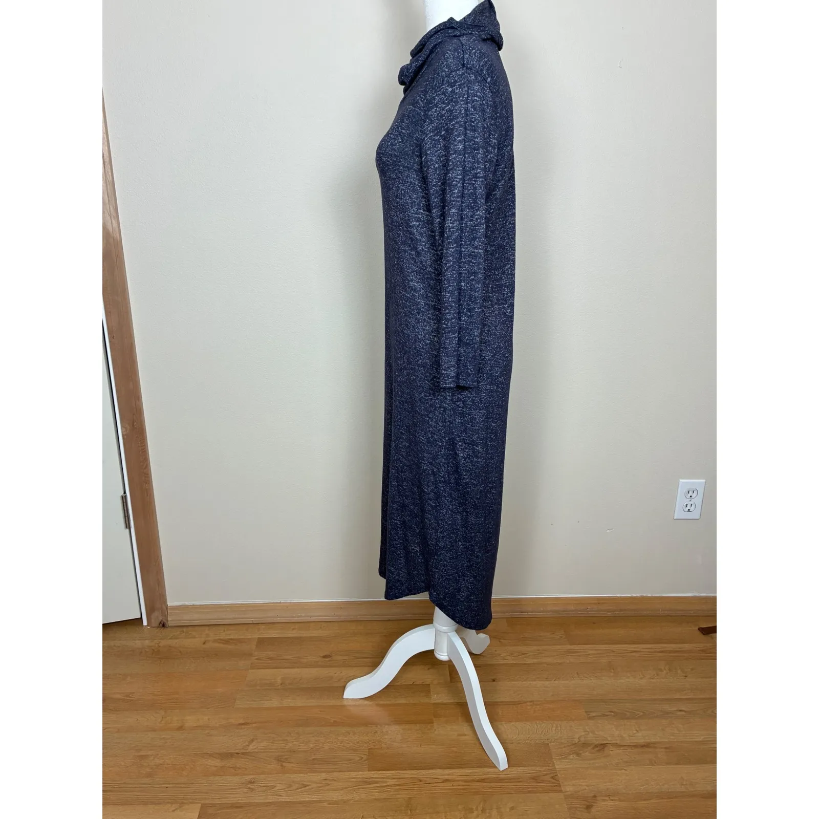 Bobeau Cowl Neck Long Sleeve High Low Navy Knit Dress Size Medium - Image 3