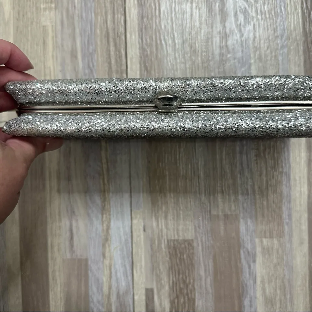 Silver Glitter Clutch Bag with Clasp and Chain - Image 4