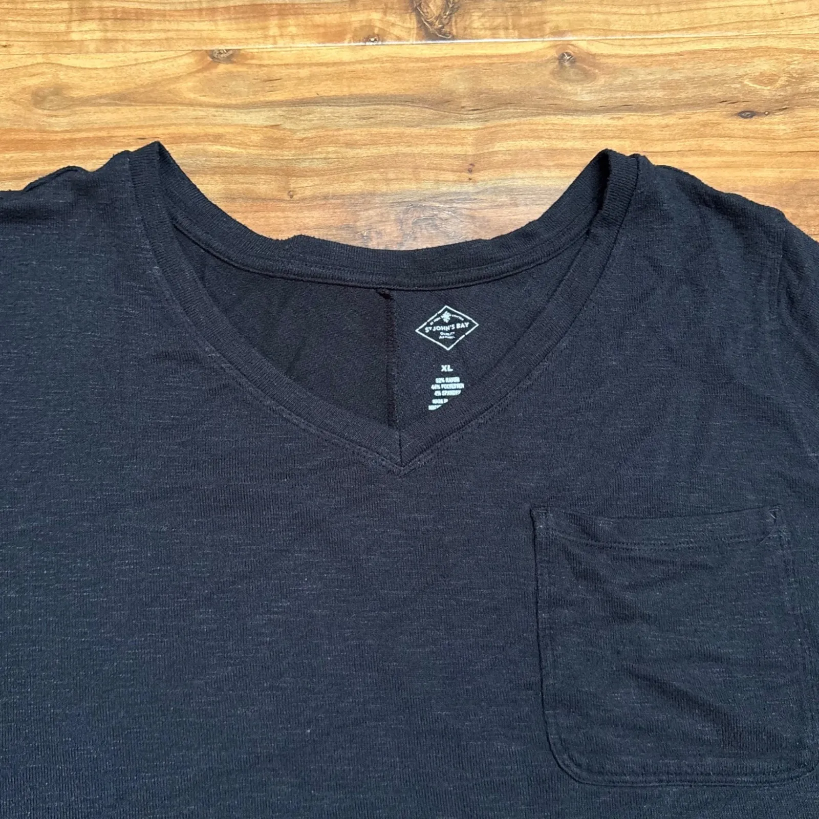 St John's Bay V-Neck Pocket Tee Relaxed Fit Casual Top Black XL‎ Short Sleeve - Image 2