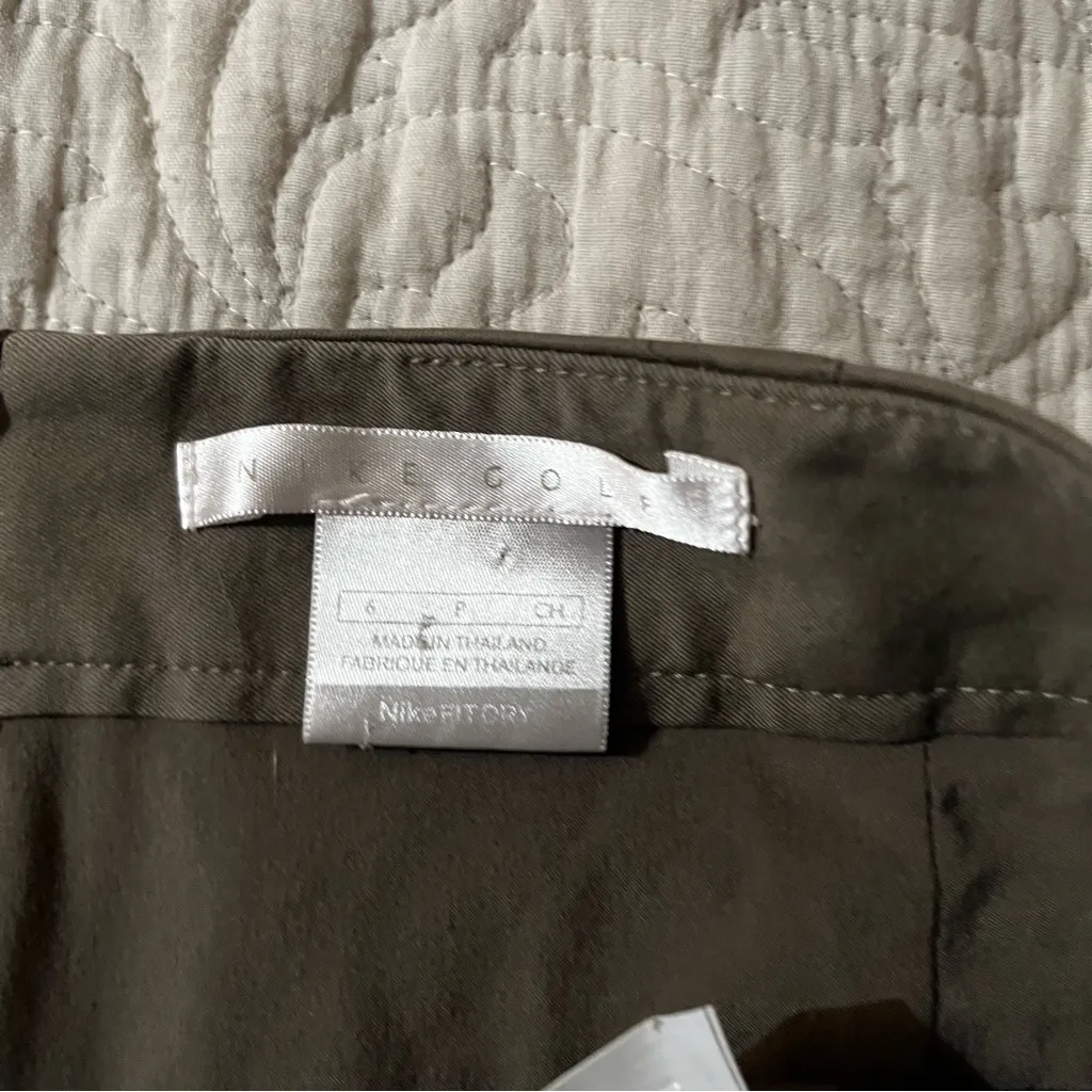 Nike golf dark khaki skirt size 6 - Image 3