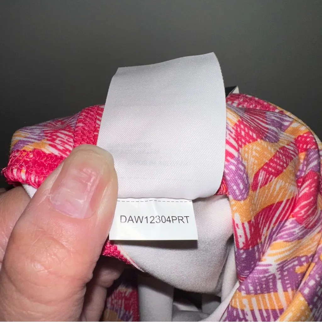 DSG women’s momentum capri Workout pants in abstract zebra tangerine size small Pink - Image 2