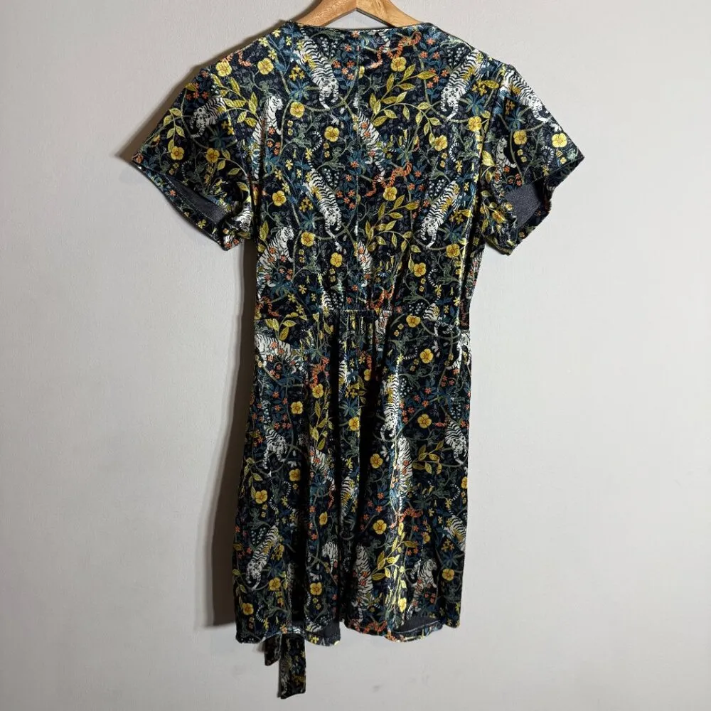 Urban Outfitters Tiger Snake Print Velvet Wrap Mini Dress Women's XS Multi NWOT - Image 9